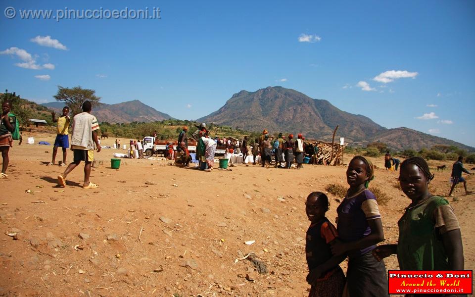 Ethiopia - Sulla strada per Jinka - 01.jpg